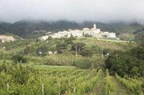 Xtrallusion photo gallery of Italy. Photos, pictures, images and photographs of the Italian Rivieras, the Italian Lakes, the Italian Alps, the Cinque Terre, the Amalfi coast and some of the most beautiful corners of Italy. Plus photos of Italian cities such as Pisa, Milan, Genoa and Rome.